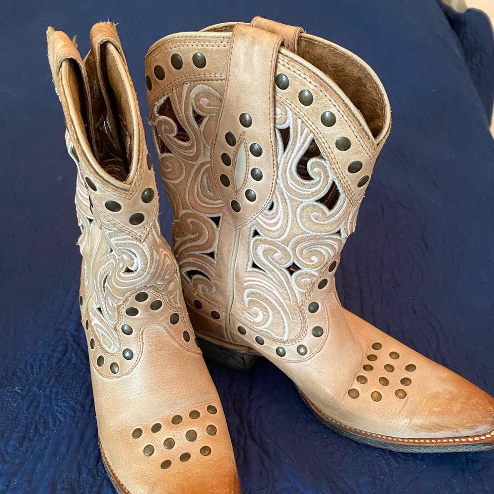 Arita Cowboy Boots View 2